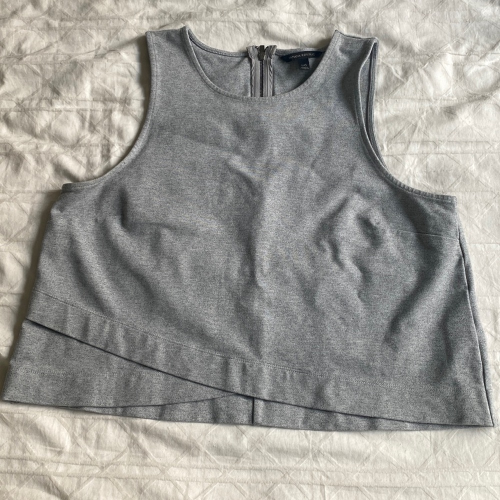 Banana Republic Large grey crop tank